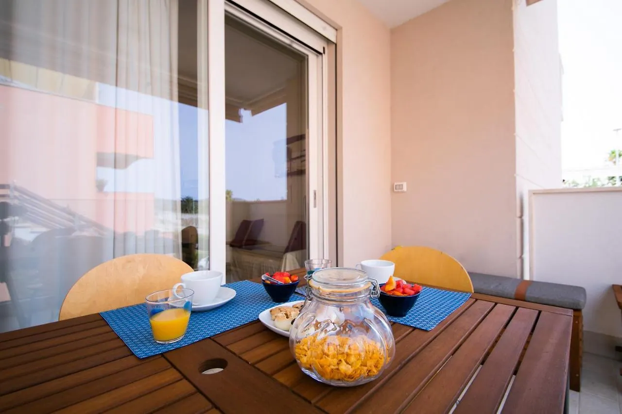 S'Arena Lughente Deluxe Apartment Alghero 0*,  Italia